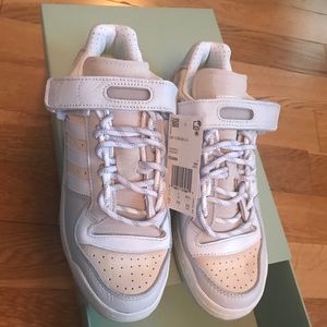 Adidas x Ivy Park Forum Low Shoes M 7.5/ W 8.5